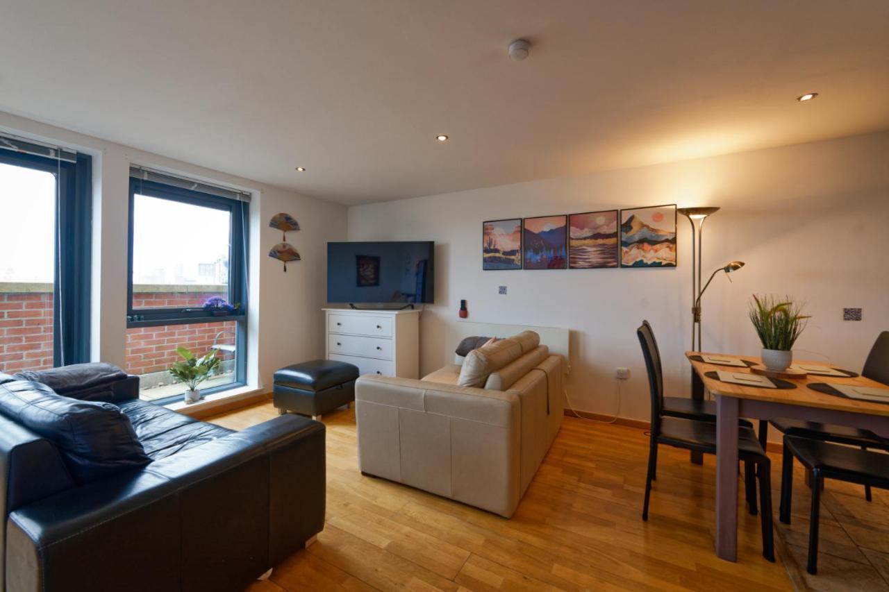 Sidemersey Livings- Convenient 1-Bedroom Flat With A View, Central ליברפול מראה חיצוני תמונה