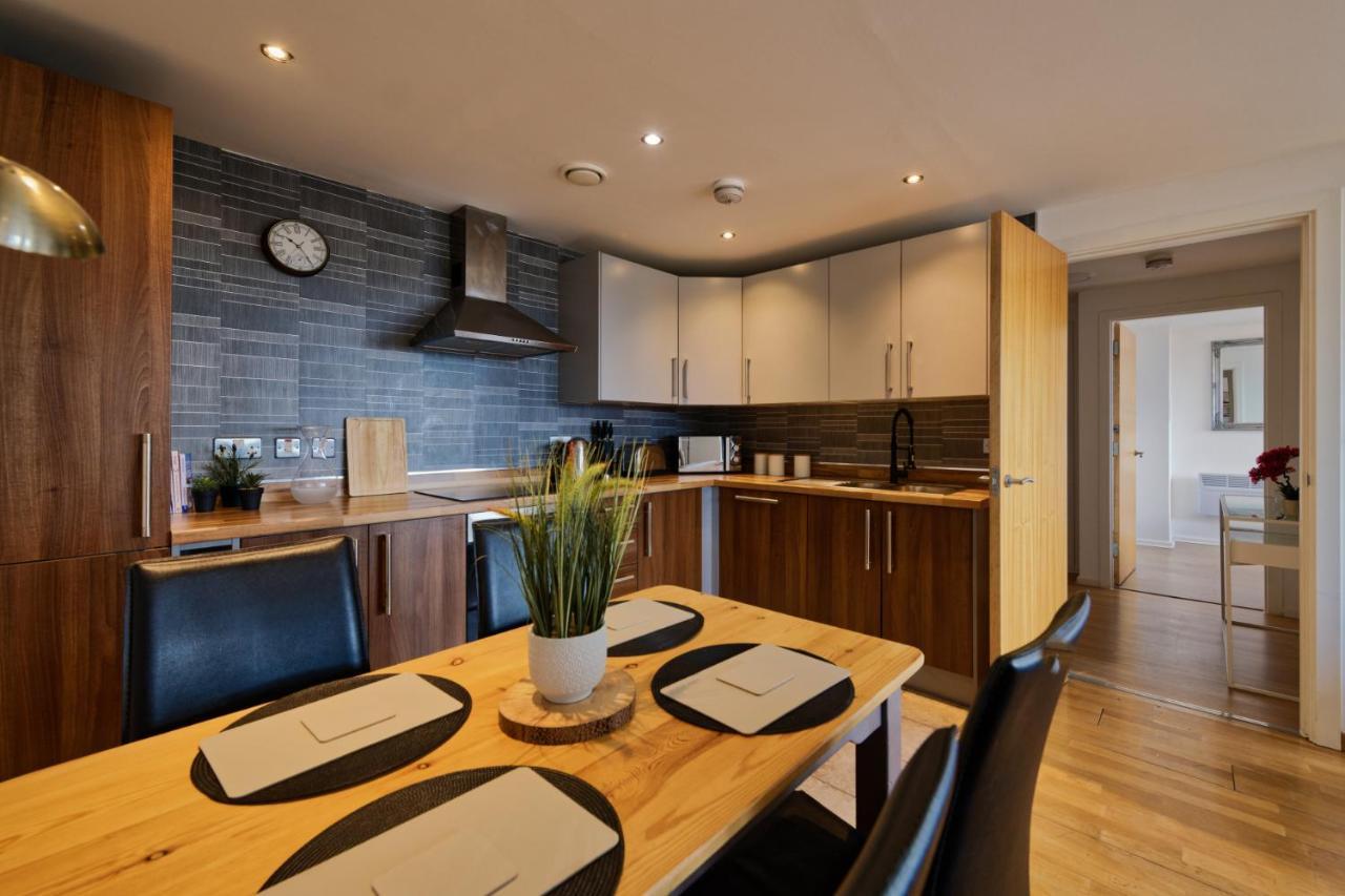 Sidemersey Livings- Convenient 1-Bedroom Flat With A View, Central ליברפול מראה חיצוני תמונה